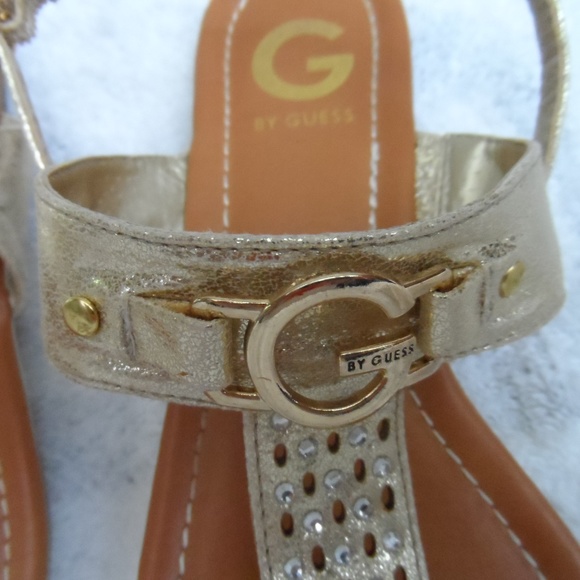 Ladies size 7M Gold T strap sandal by Guess - Picture 4 of 6